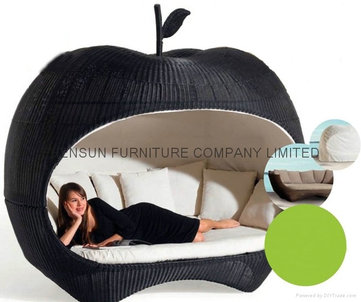 Rattan apple bed
