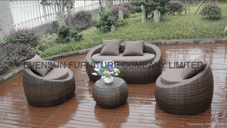 New Design Garden Wicker/ Rattan Sofa Set