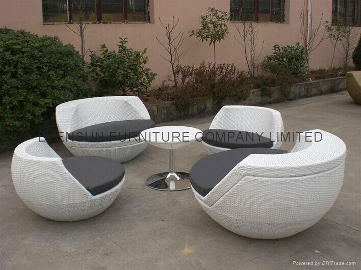 Rattan egg garden furniture