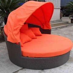 Rattan daybed with canopy
