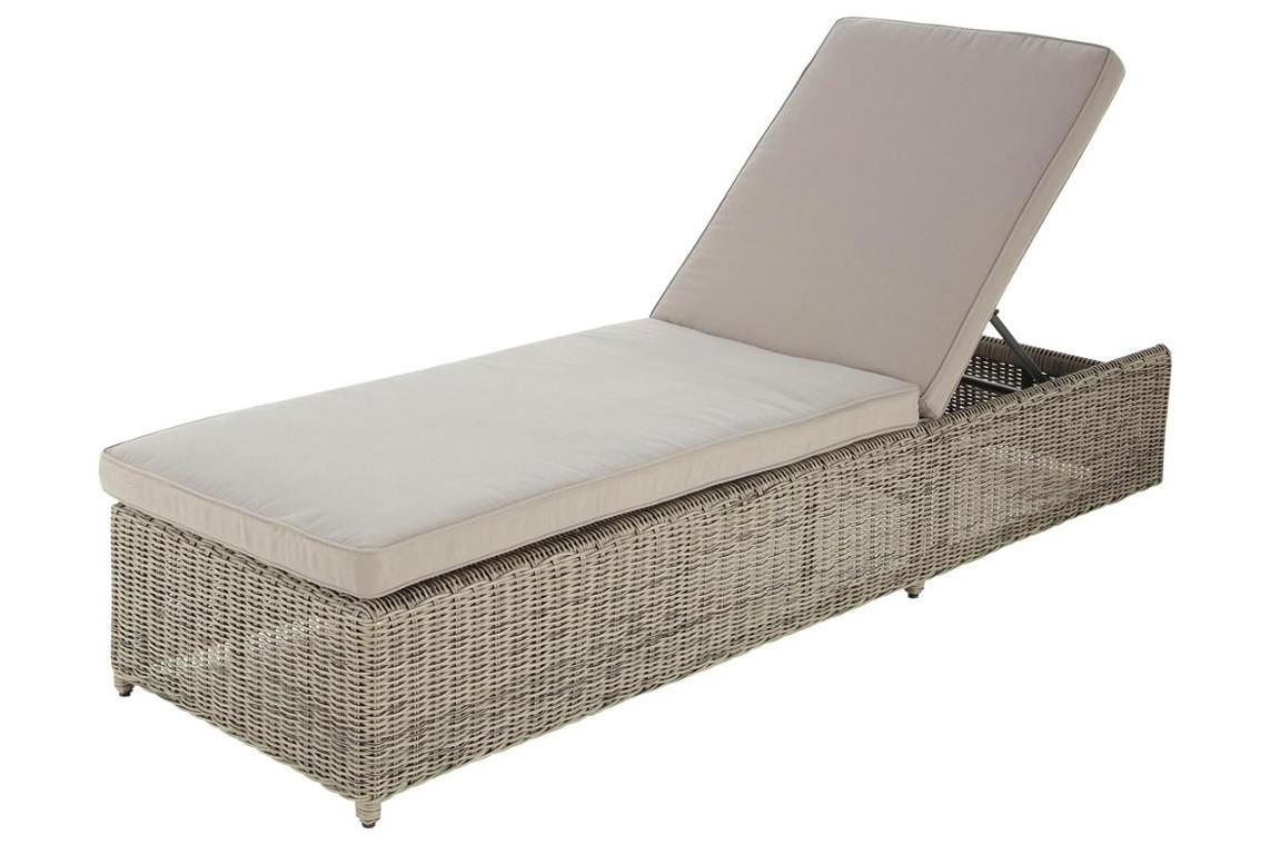 Outdoor Lightweight Lounger Chair Poolside Sun Lounger