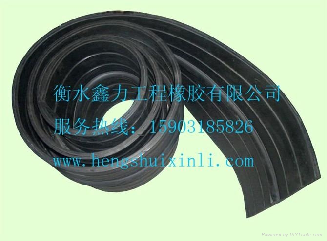 廣西桂林恭城公路板式橡膠支座 5