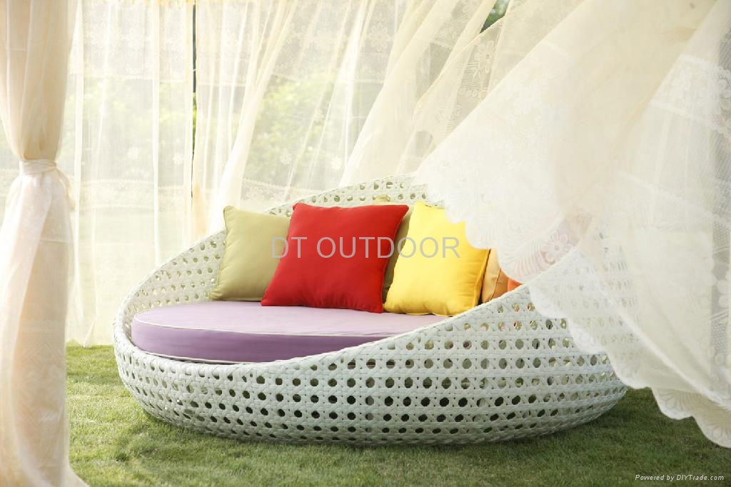 Rattan furniture 3