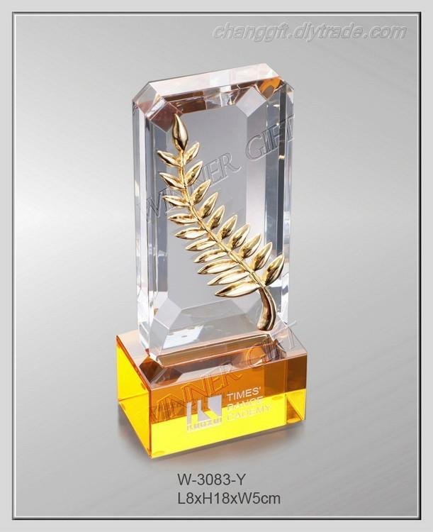 Crysatl Trophy W-3083 2
