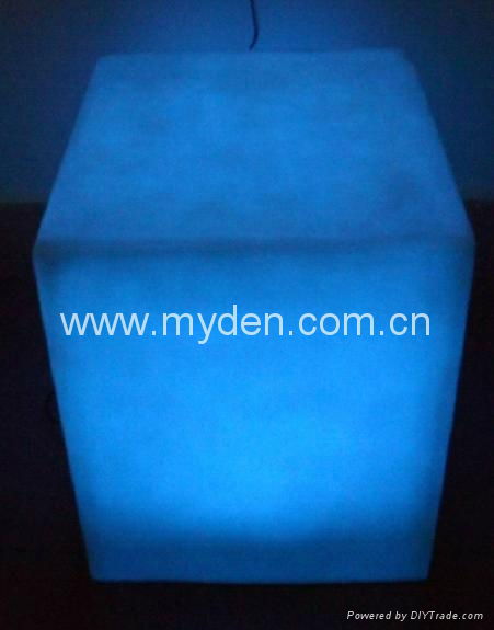 LED Cube and Stool CE ROHS UL 2