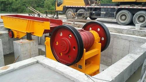  4 1/4 FT portable crusher plant