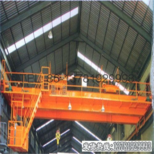 QD電動雙梁吊鉤橋式起重機 4