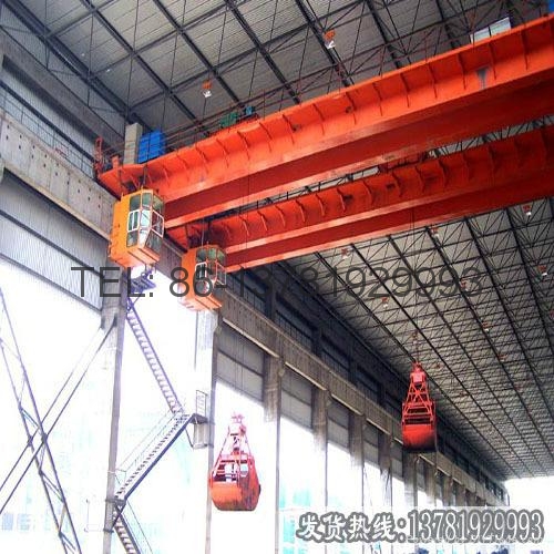 QD電動雙梁吊鉤橋式起重機 5
