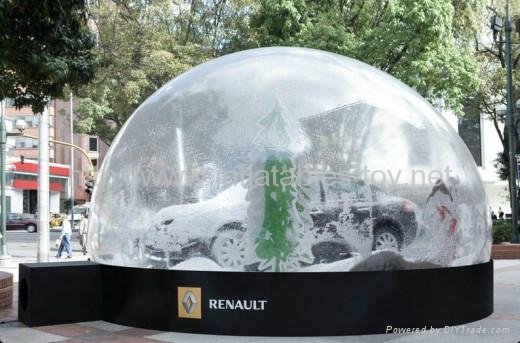 Transparents snow globe with flake snow for car show advertising