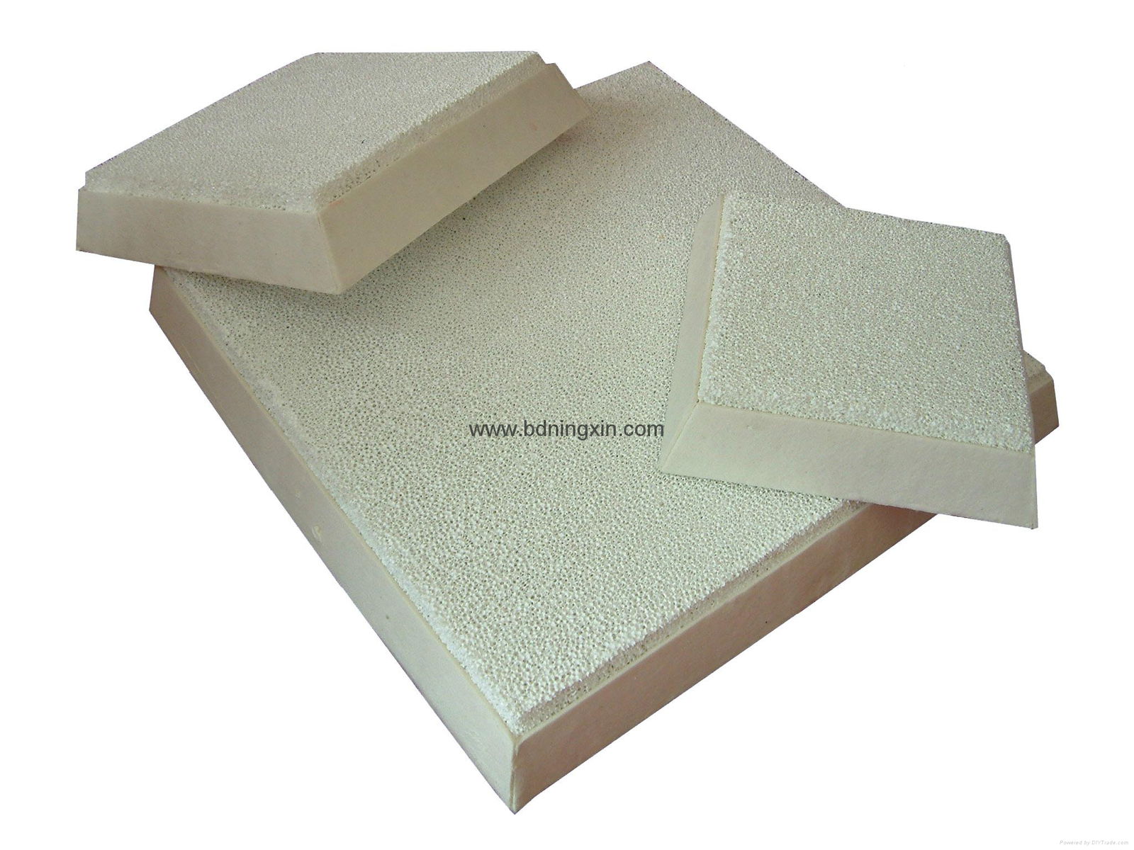 Alumina ceramic foam filter for molten aluminium filtration 3