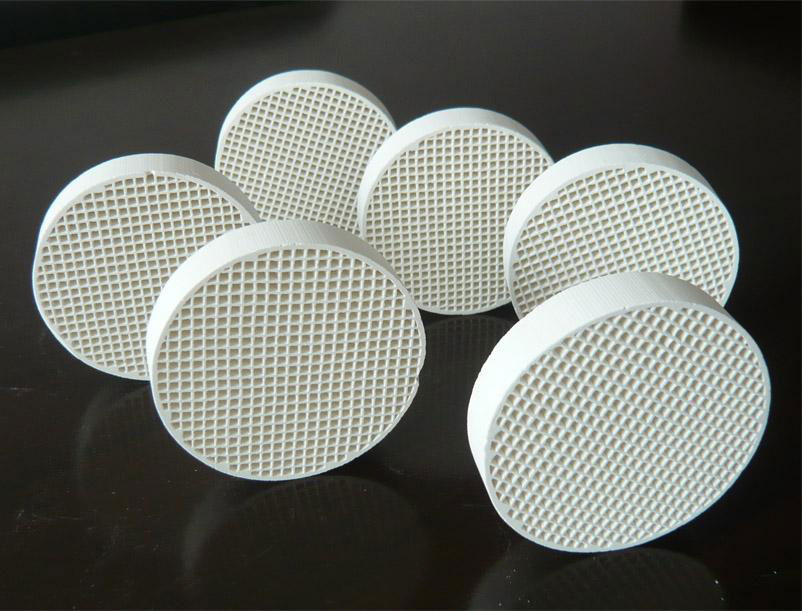 Extruded ceramic filter for iron castings filtration 5