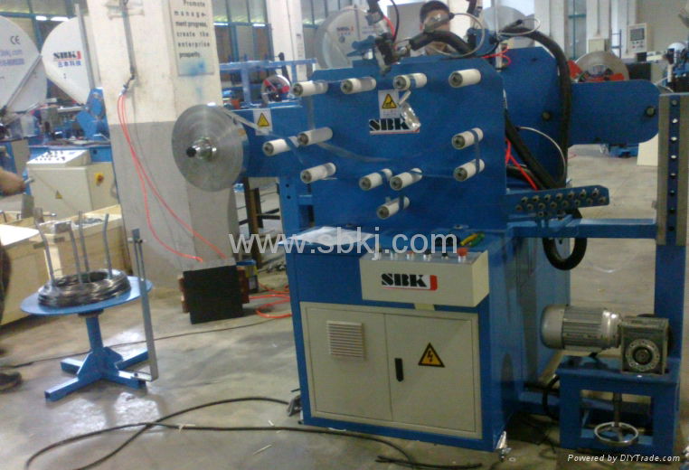 Aluminum flexible duct forming machine 4