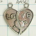 custom break heart pendant stainless steel Jewelry heart pendant of two halves