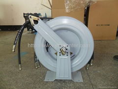 Oil hose reels