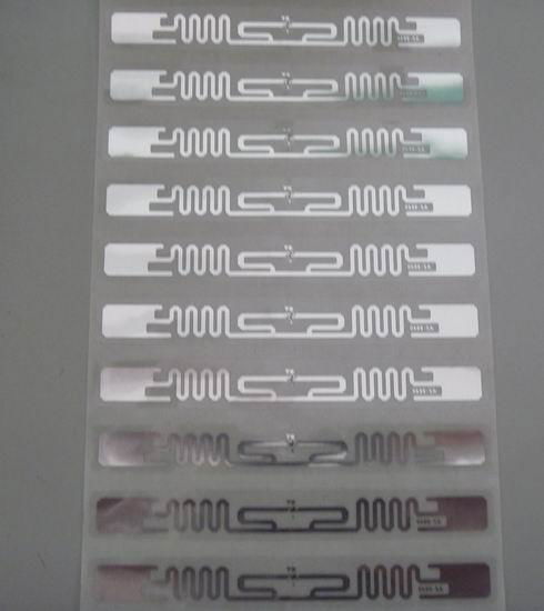 RFID inlays 9640 Squiggle Inlays for use in pallet and case tagging applications 5