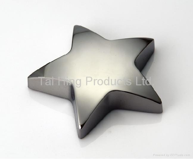 Star Shape Paperweight 2