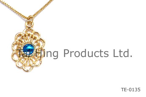 Necklace with Pendent - Classic Style 01 2
