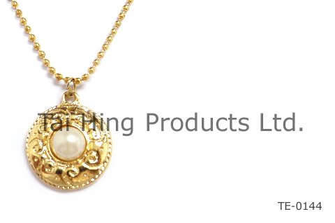 Necklace with Pendent - Classic Style 02 4