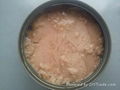 Canned light tuna in oil chunk