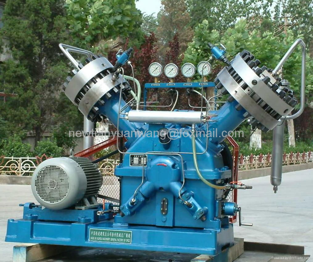 Gas pressure booster for CNG Station 