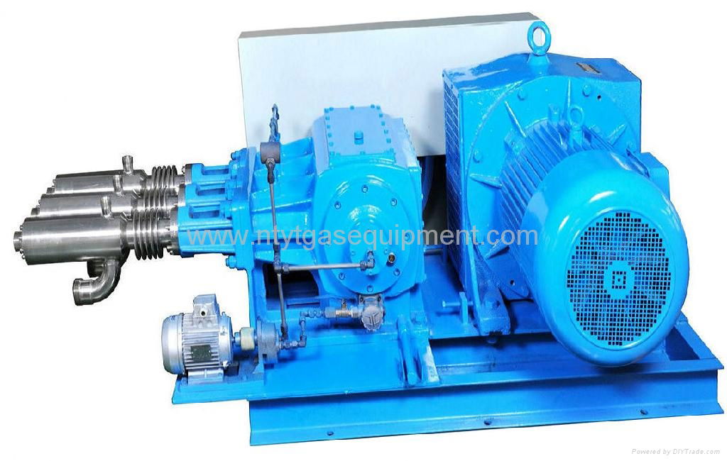 Cryogenic centrifugal pump with large flowing