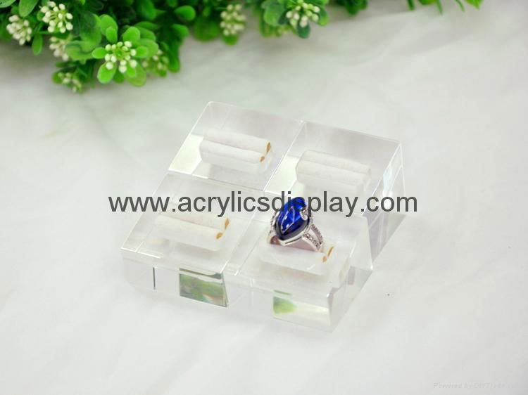 perspex jewelry stand display