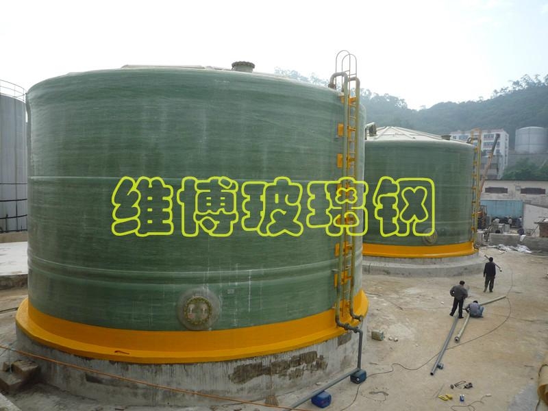 现场缠绕制作超大型玻璃钢容器 3