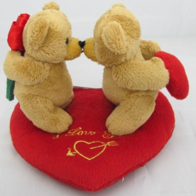 Loving Bear with Heart