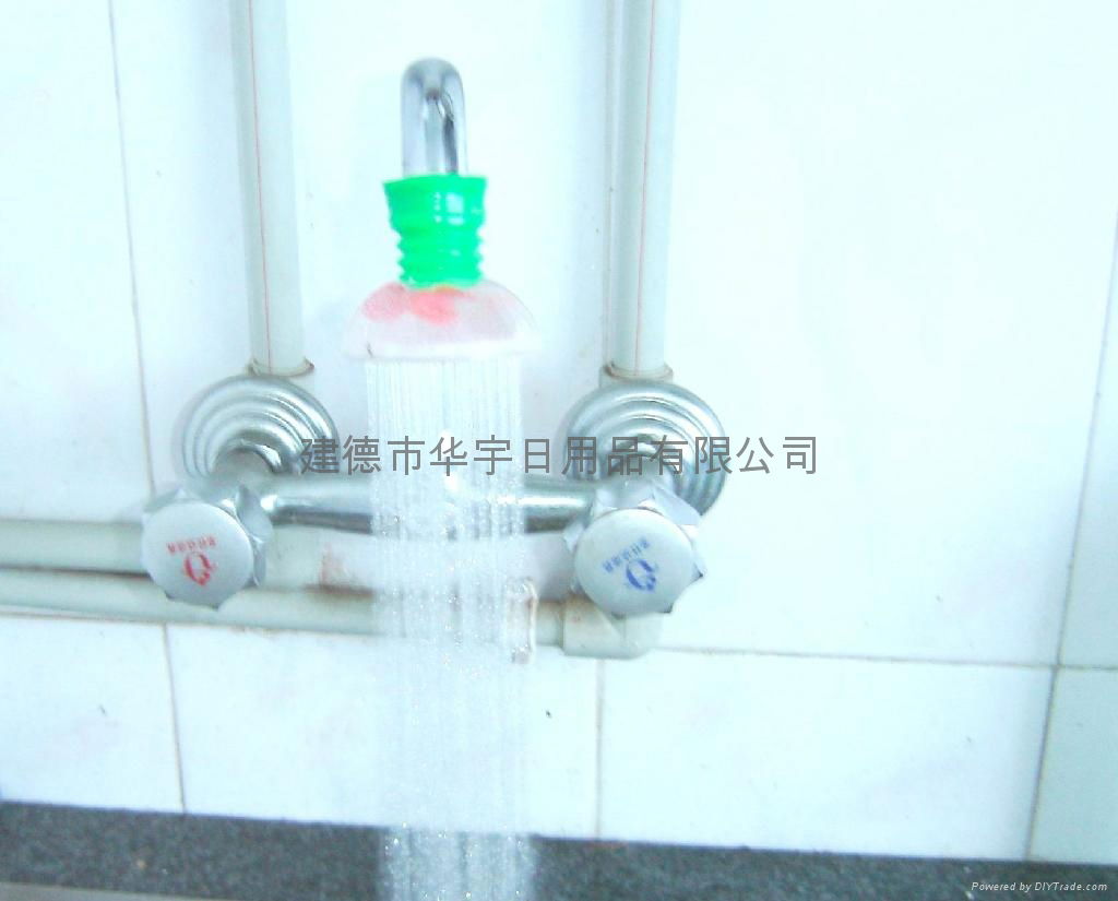 Faucet  Splash shower nozzle