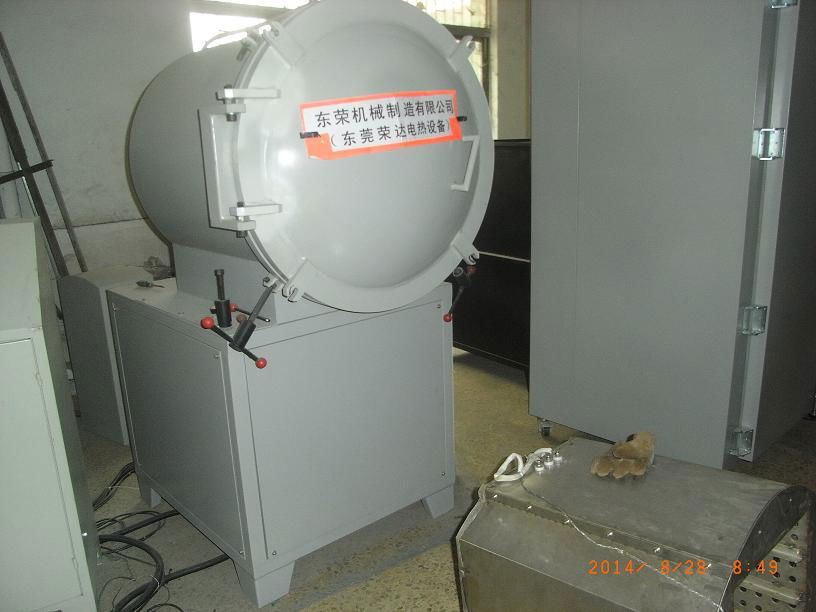 Vacuum furnace 3