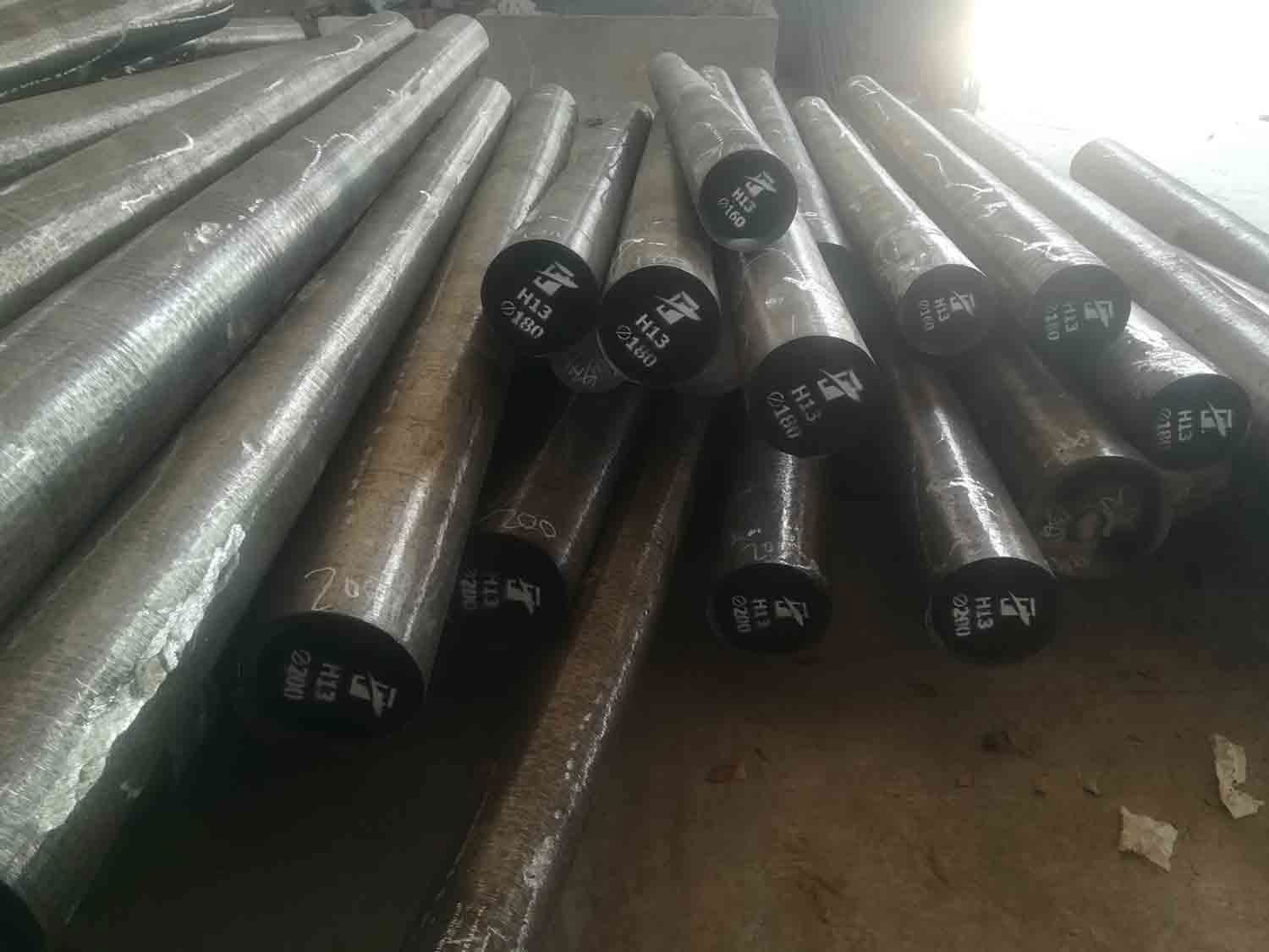 Hot Work Die Steel Round Bars 4