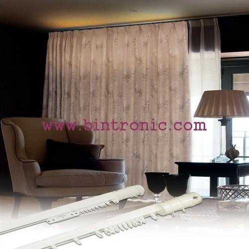 Bintronic Motorized Curtain Track with LED 3