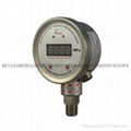 Digital display contact pressure gauge 