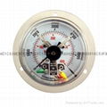 Pressure gauge with electric contact 4