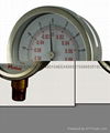 Stainless steel vacuum pressure gauges