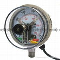 Pressure gauge with electrical contact 2