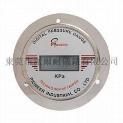 Digital pressure gauge