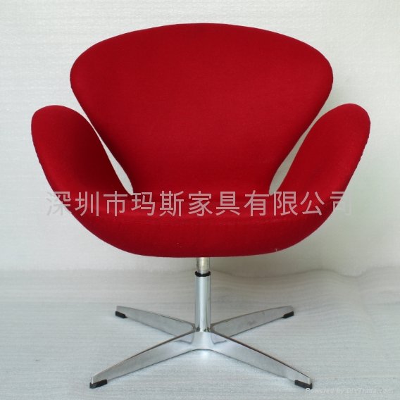 Swan Chair 5