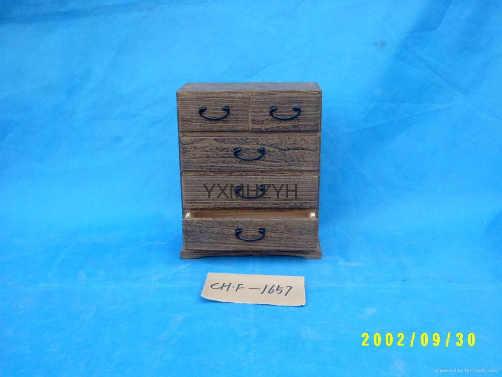 Paulownia wood box with burned 4