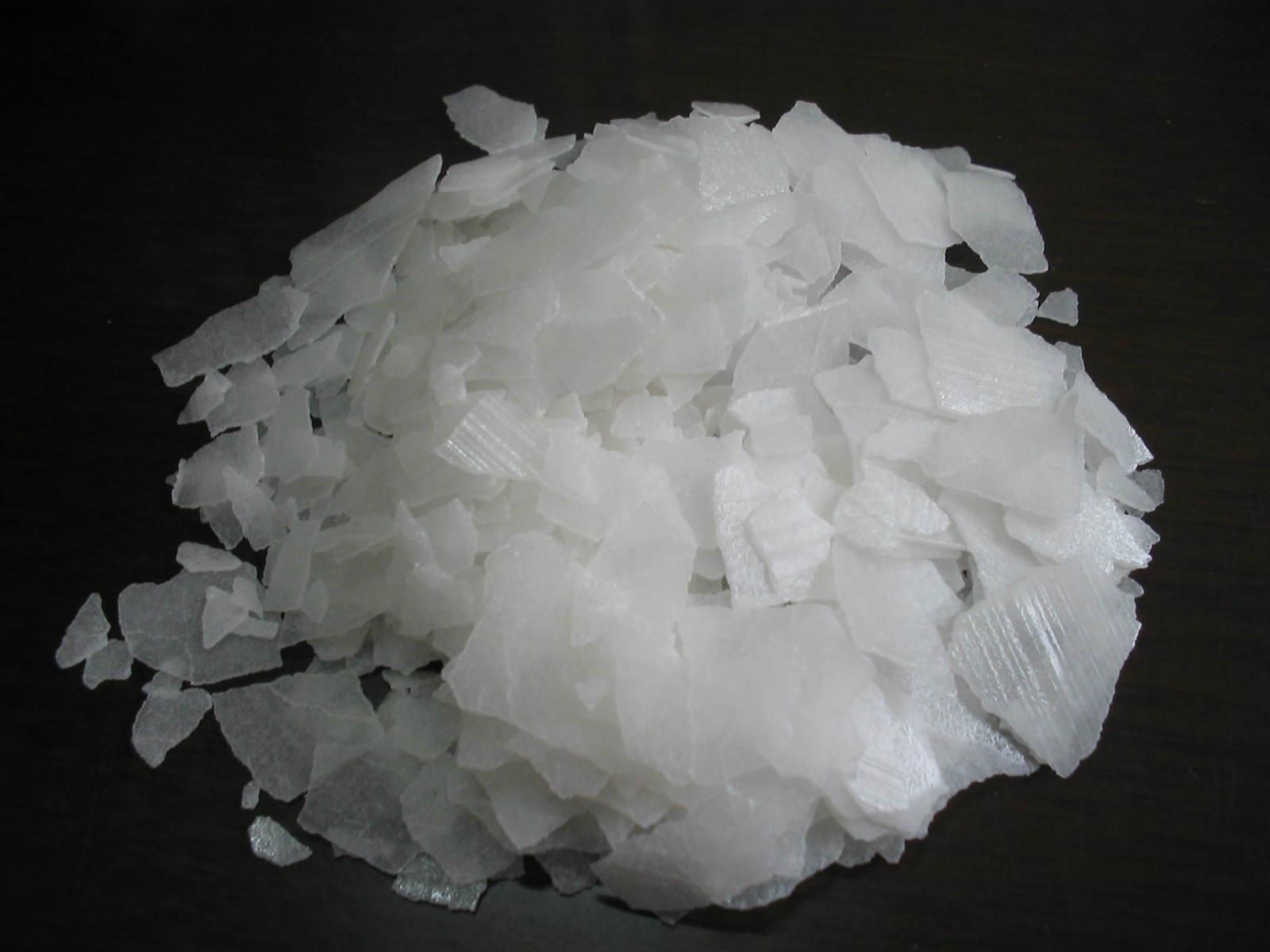 Caustic Soda flakes/pearls 2