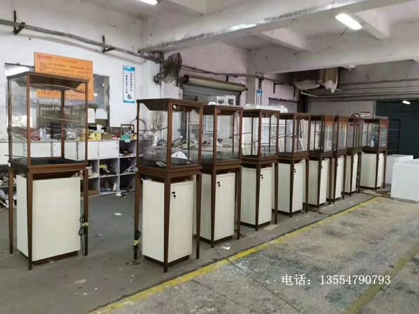 不锈钢材质珠宝展柜制作 4