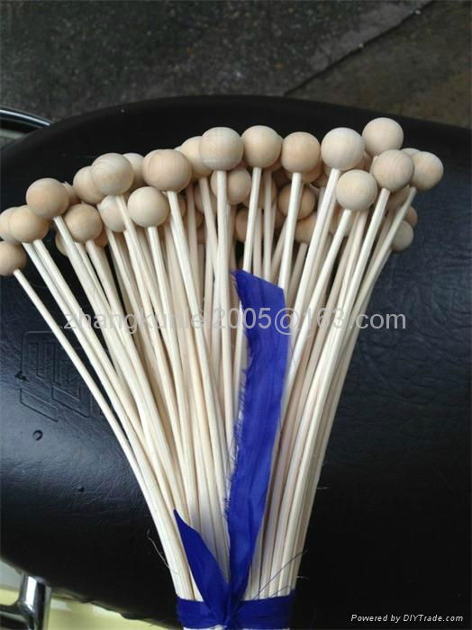 Rattan stick with wooden bead