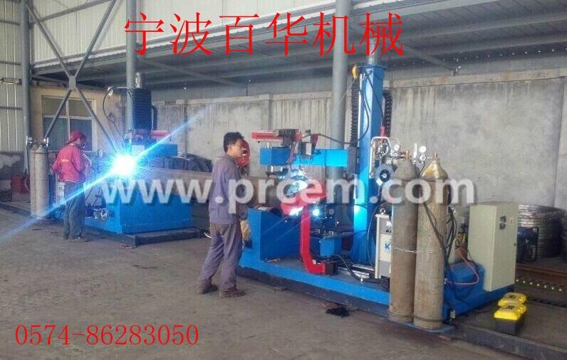 管法蘭自動焊機 2