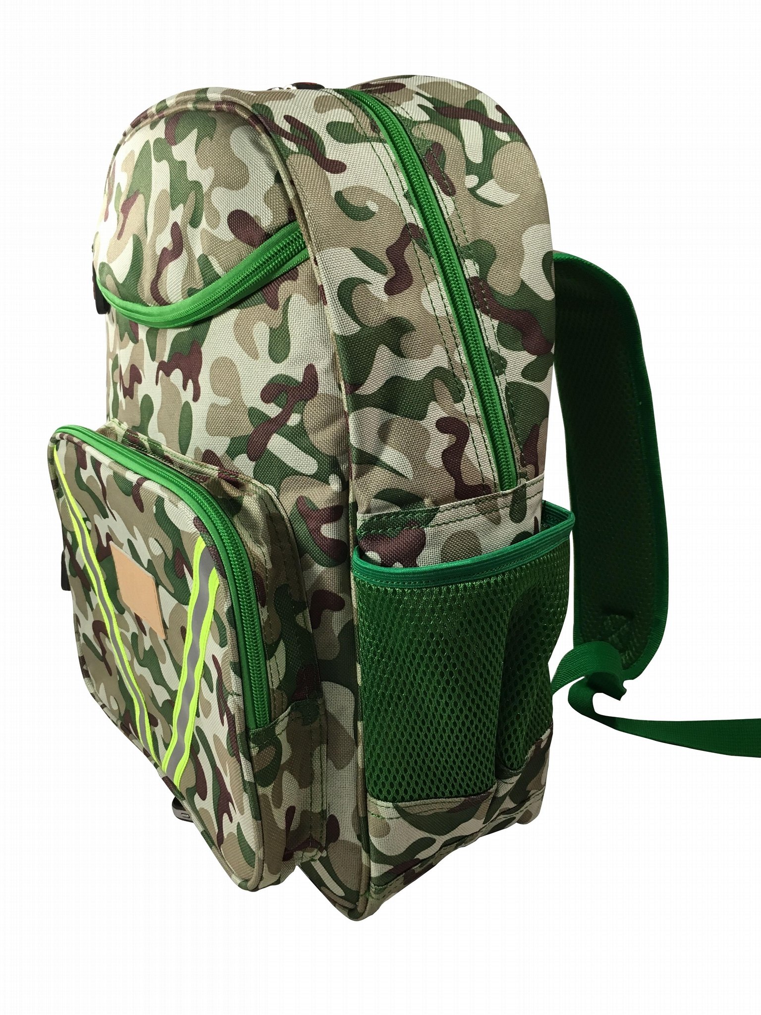 Customization of new school bags and Backpacker factory 5