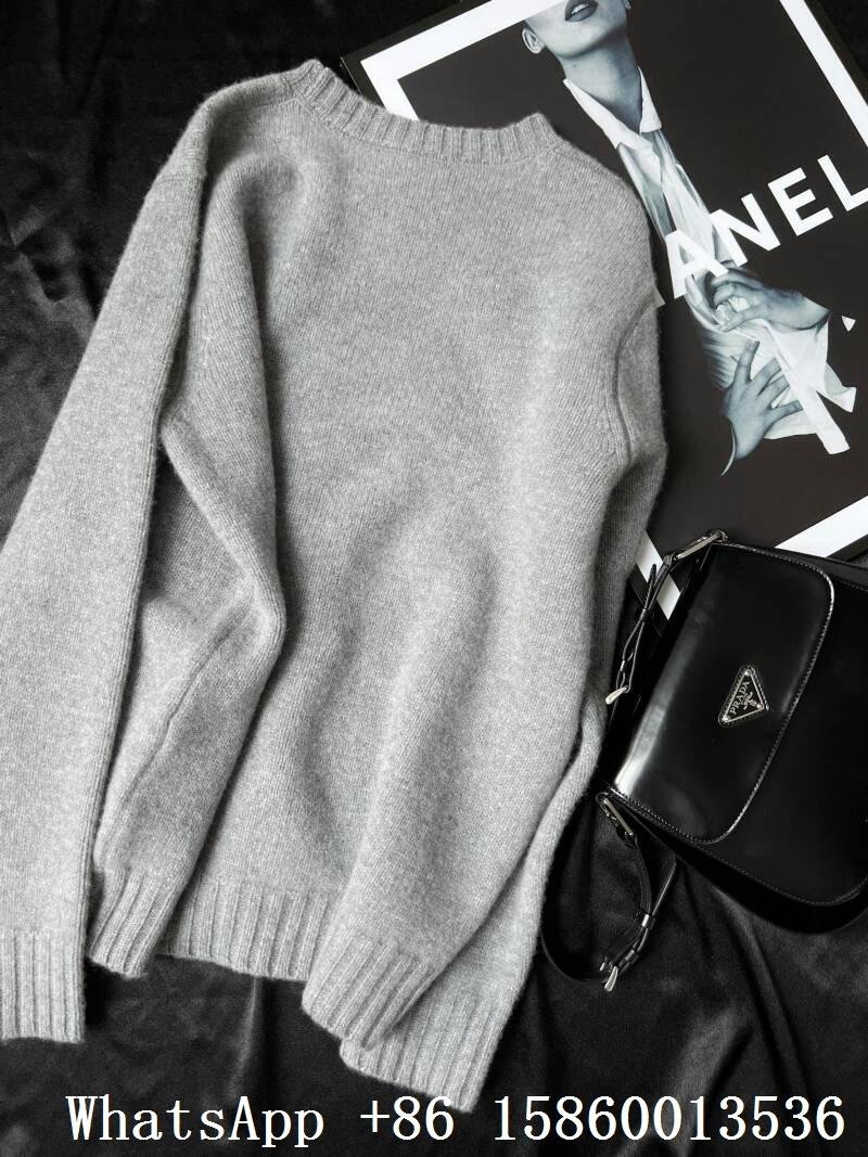       sweater grey,      logo crew neck sweater,      cashmere wool sweater,grey 2