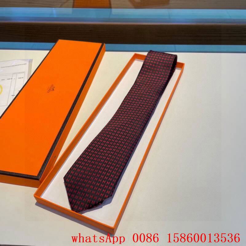        faconnee H Bicolore tie,       luxury tie,       Red silk printed tie, 