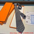 Hermes faconnee H Bicolore tie,Hermes luxury tie,Hermes Red silk printed tie, 