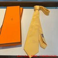 Hermes faconnee H Bicolore tie,Hermes luxury tie,Hermes Red silk printed tie, 