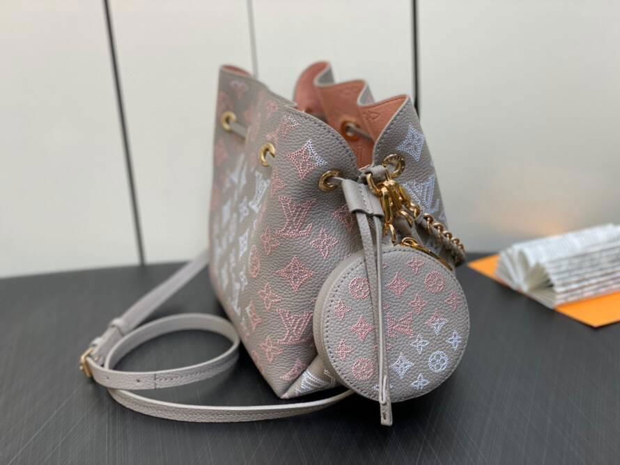 Louis Vuitton  Zys BELLA bag M23388