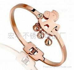 Money immediately bell Bangle